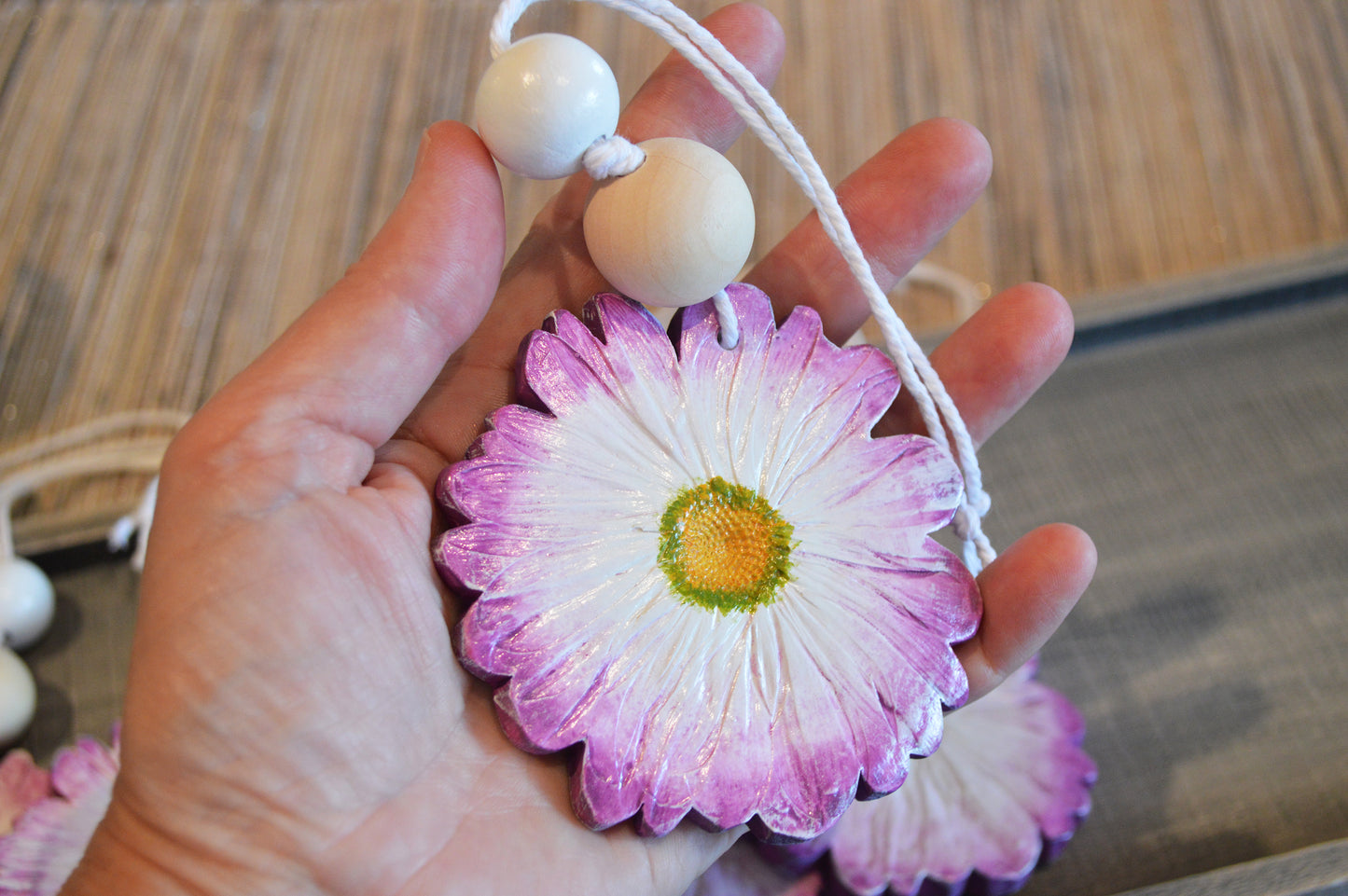 Essential oil diffuser daisy flower car charm ornament / Make your ride smell awesome