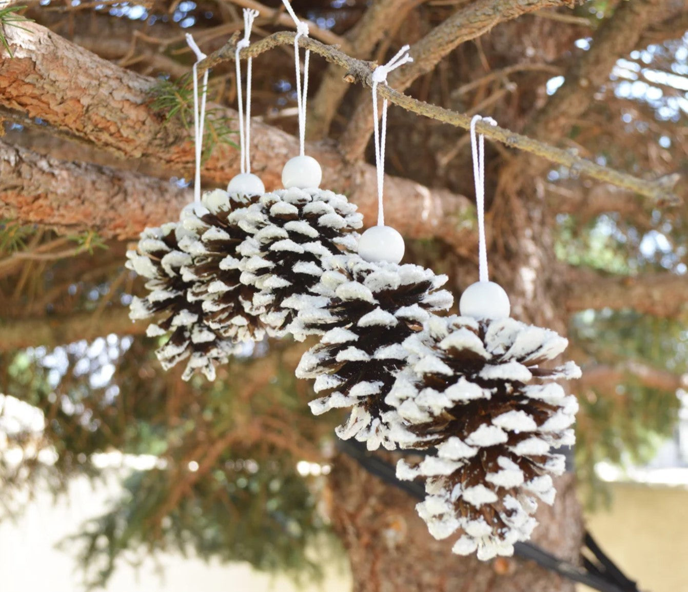 5 glitter snowy white pinecone ornaments / Christmas trees ornaments / Glam Christmas sparkly decorations / table scatter tiered tray decor
