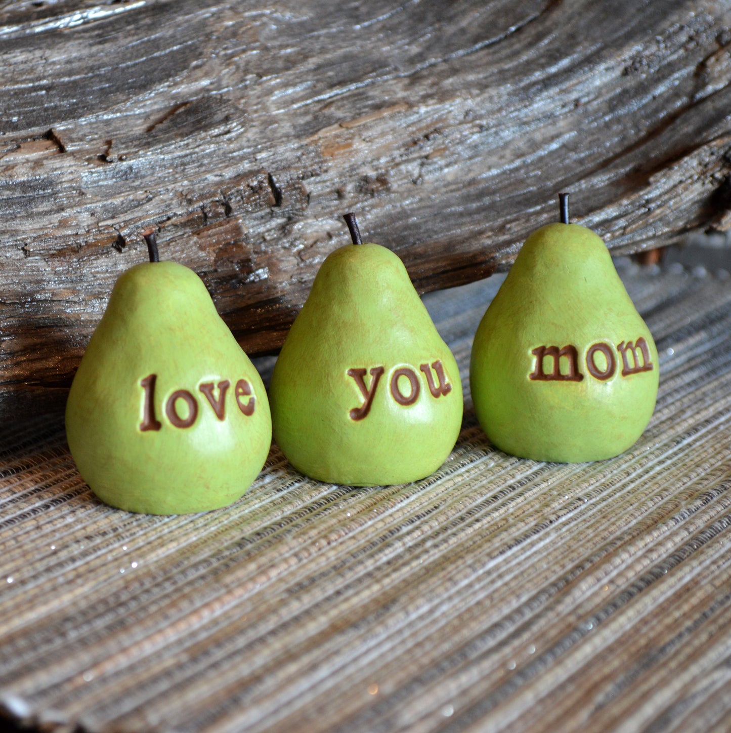 Gift for mom / Birthday gift for mothers / Gift from daughter, son, child, children / 3 green love you mom pears